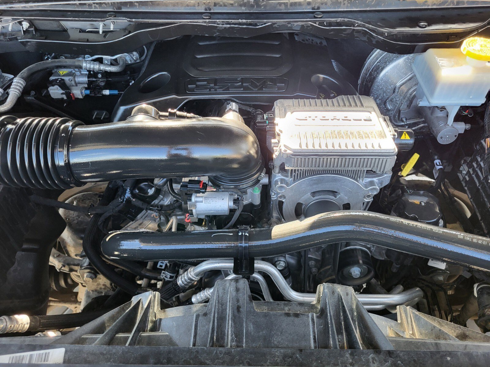 Used 2024 RAM 1500 Limited image 32