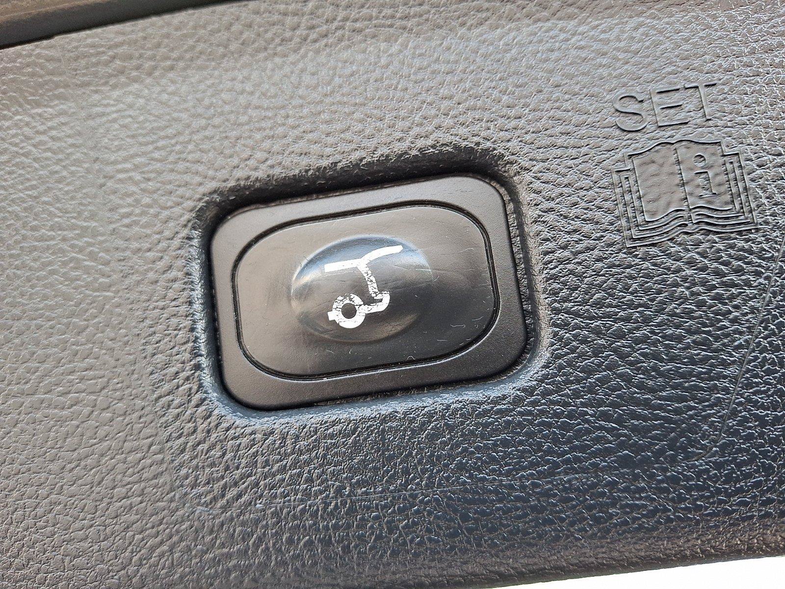 Certified 2024 Ford Edge SEL w/ Convenience Package AWD/4WD image 32