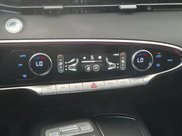 Used 2024 Genesis GV70 2.5T w/ Sport Prestige Package AWD/4WD image 12