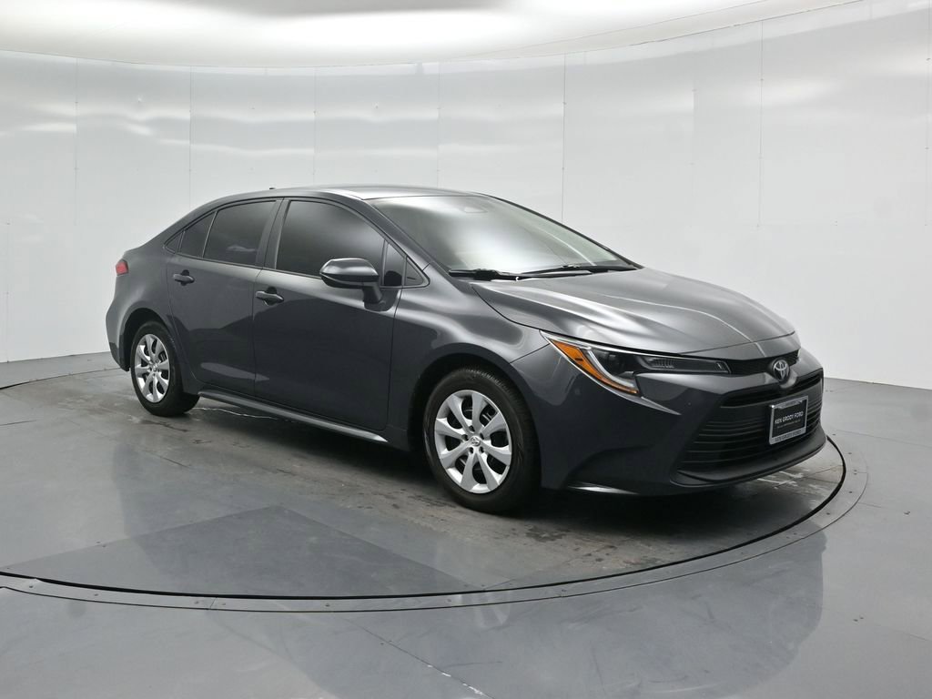 Used 2024 Toyota Corolla LE image 57