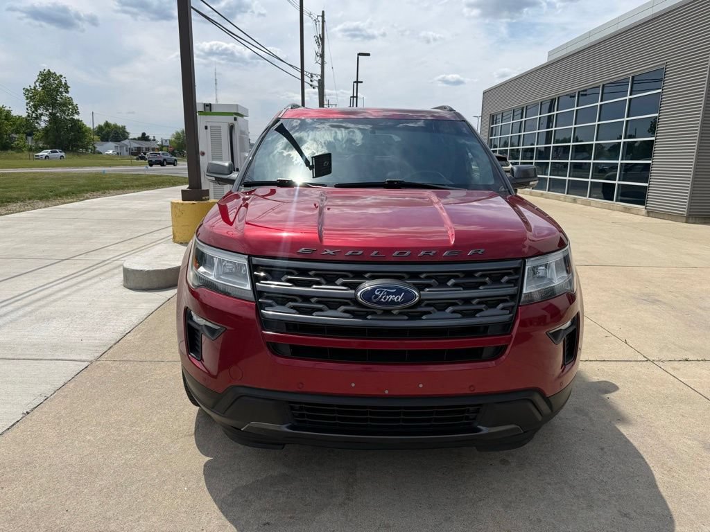 Certified 2018 Ford Explorer XLT w/ Equipment Group 202A AWD/4WD image 4