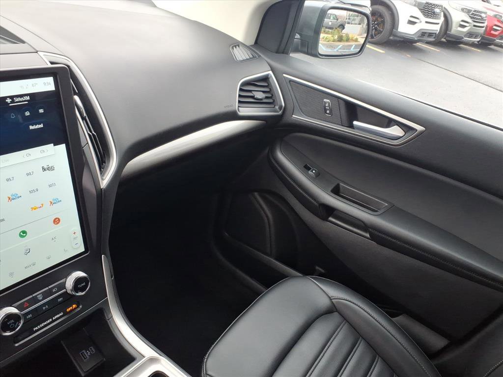 Certified 2024 Ford Edge SEL image 20