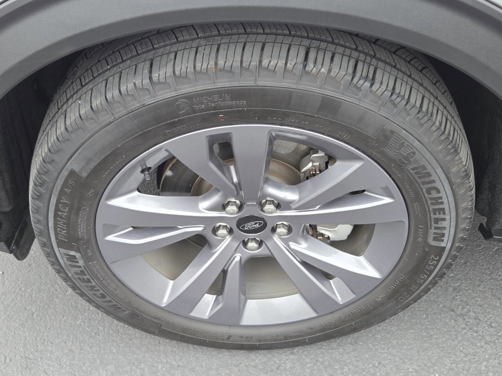 Certified 2023 Ford Explorer XLT w/ Equipment Group 202A image 9