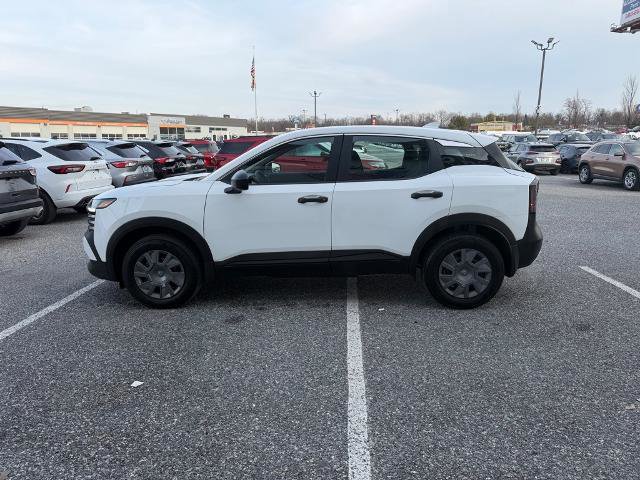 Used 2025 Nissan Kicks S image 2