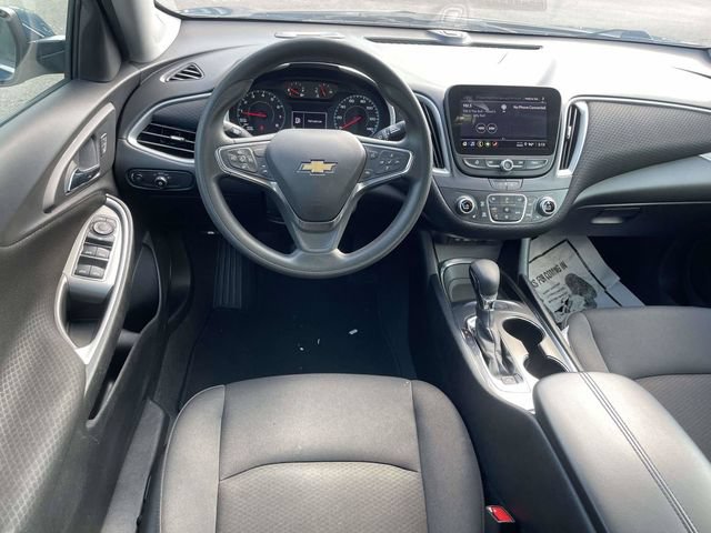 Used 2025 Chevrolet Malibu LT FWD image 13