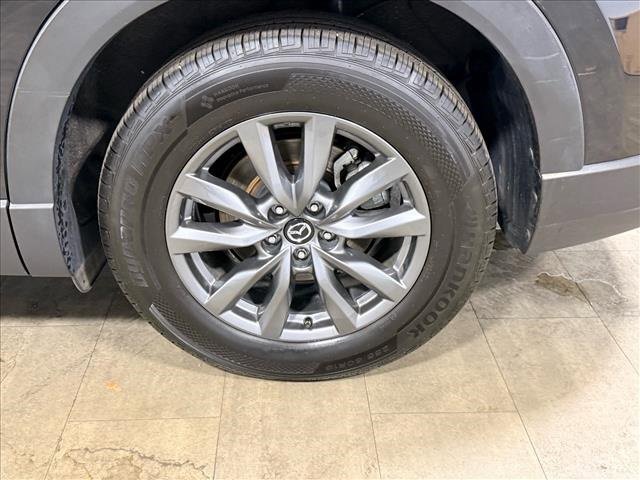 Used 2023 MAZDA CX-9 Touring image 16