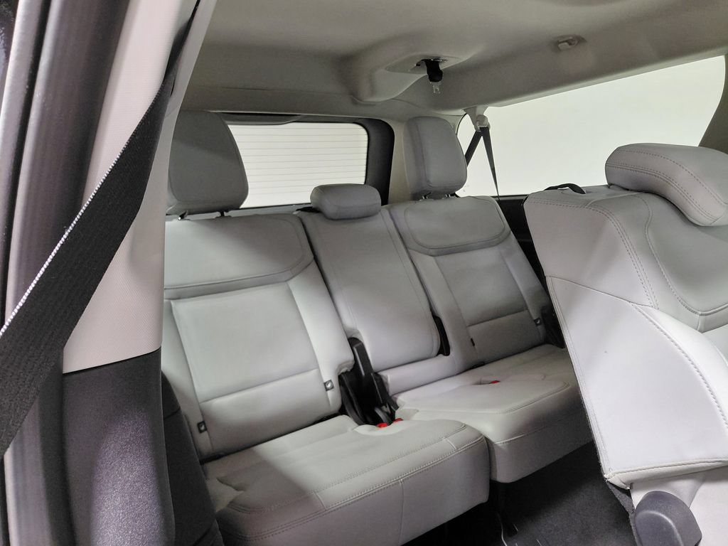 Certified 2025 Ford Expedition Max Platinum AWD/4WD image 8