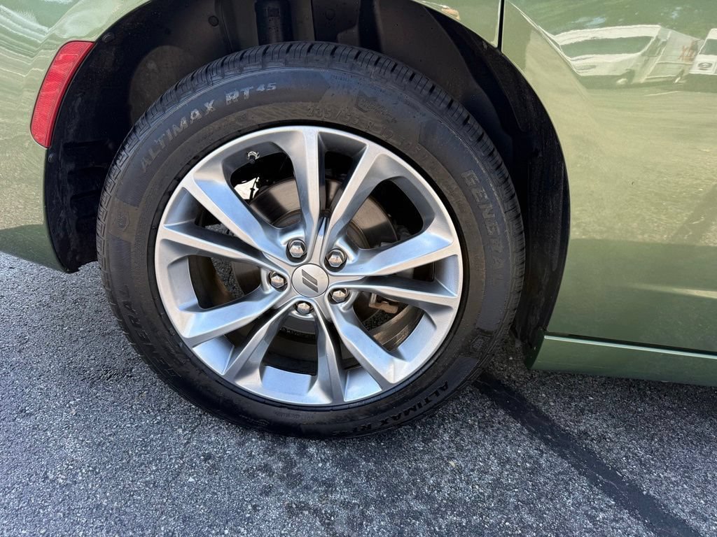 Used 2022 Dodge Charger SXT w/ Cold Weather Package AWD/4WD image 34