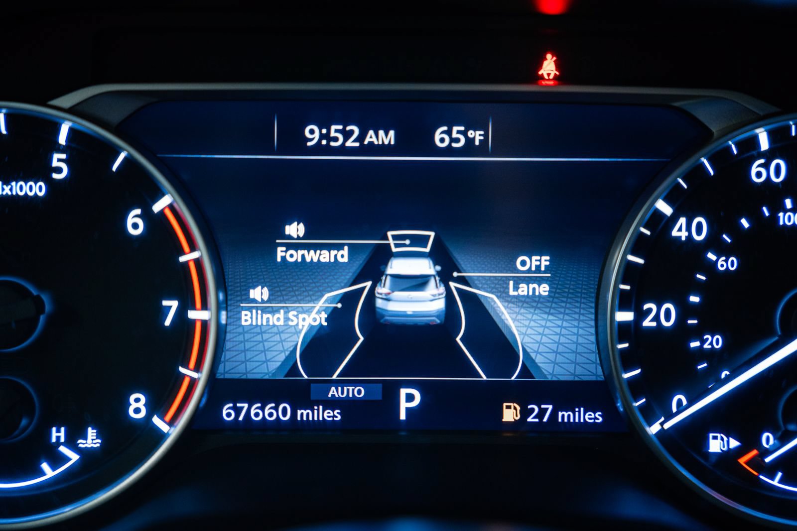 Used 2023 Nissan Rogue SV AWD/4WD image 44