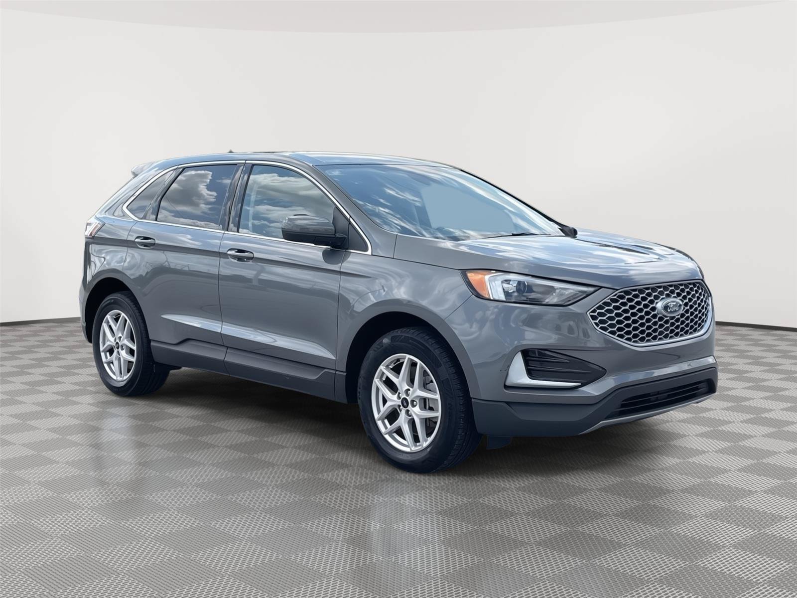 Certified 2024 Ford Edge SEL AWD/4WD image 5