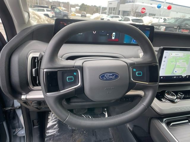 Certified 2025 Ford Expedition Active image 16