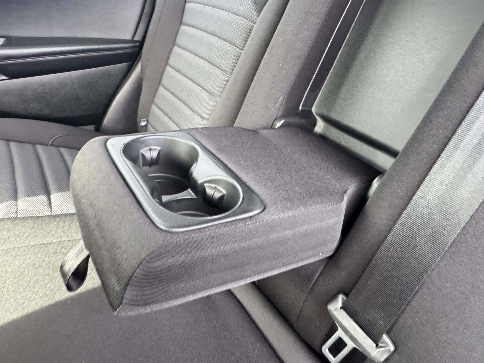 Certified 2024 Ford Edge SE image 21