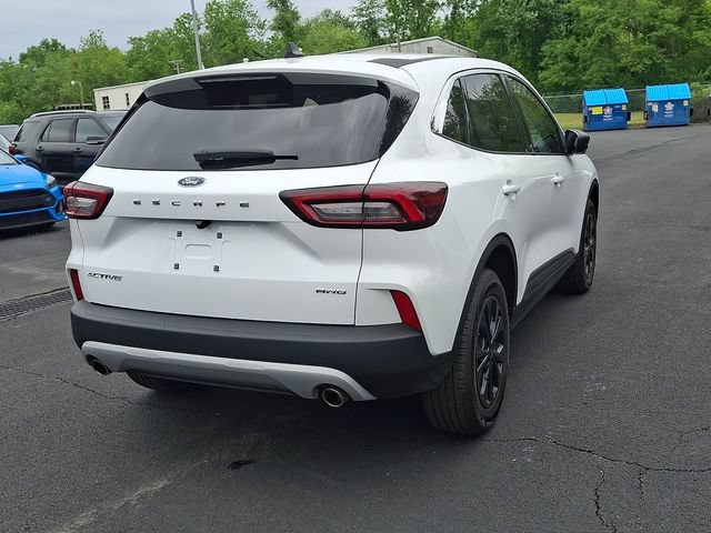 Certified 2023 Ford Escape Active AWD/4WD image 13