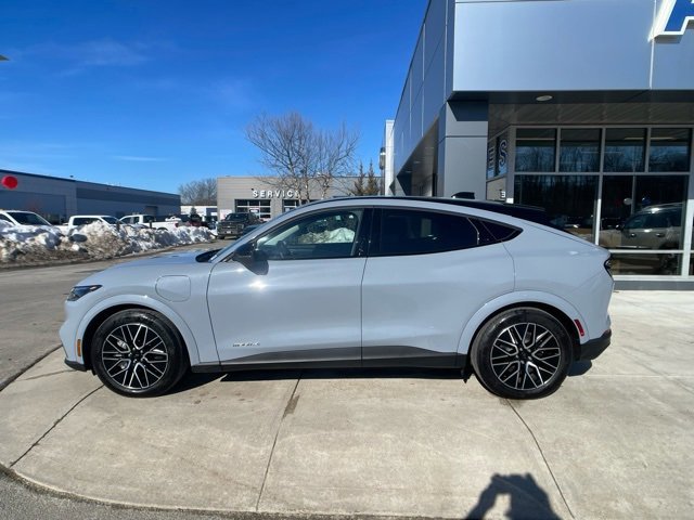 Certified 2025 Ford Mustang Mach-E Premium image 2