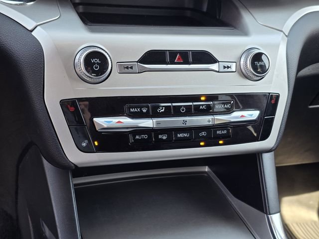 Certified 2022 Ford Explorer XLT w/ Equipment Group 202A image 20