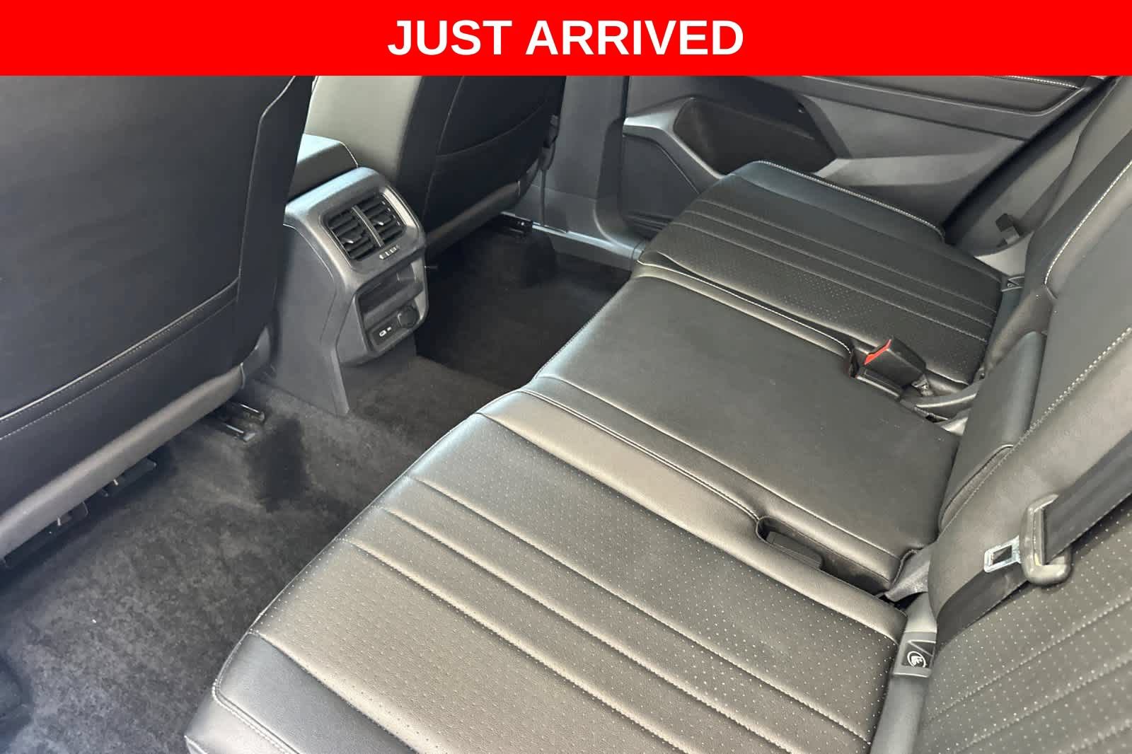 Used 2023 Volkswagen Tiguan SE AWD/4WD image 4