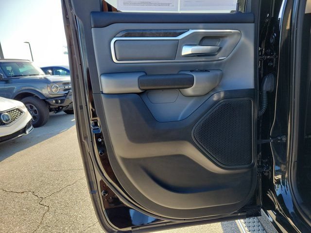Used 2019 RAM 1500 Big Horn RWD image 14