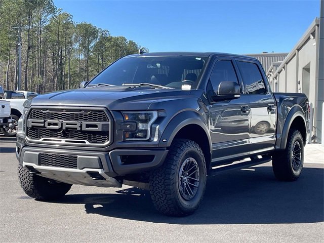 Certified 2020 Ford F150 Raptor w/ Equipment Group 802A Luxury image 30