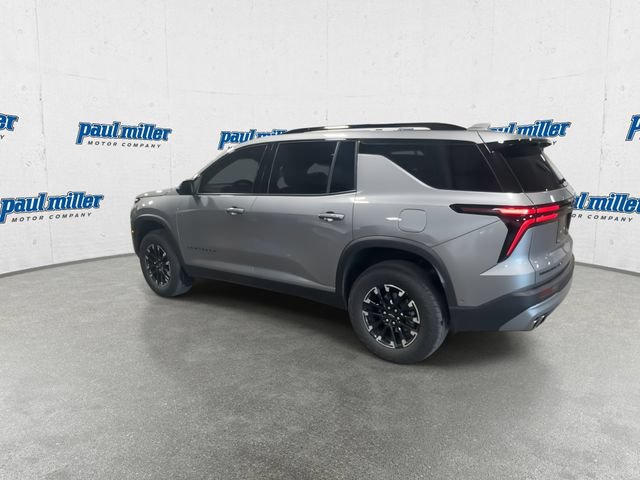 Used 2025 Chevrolet Traverse Z71 w/ Enhanced Driving Package AWD/4WD image 9
