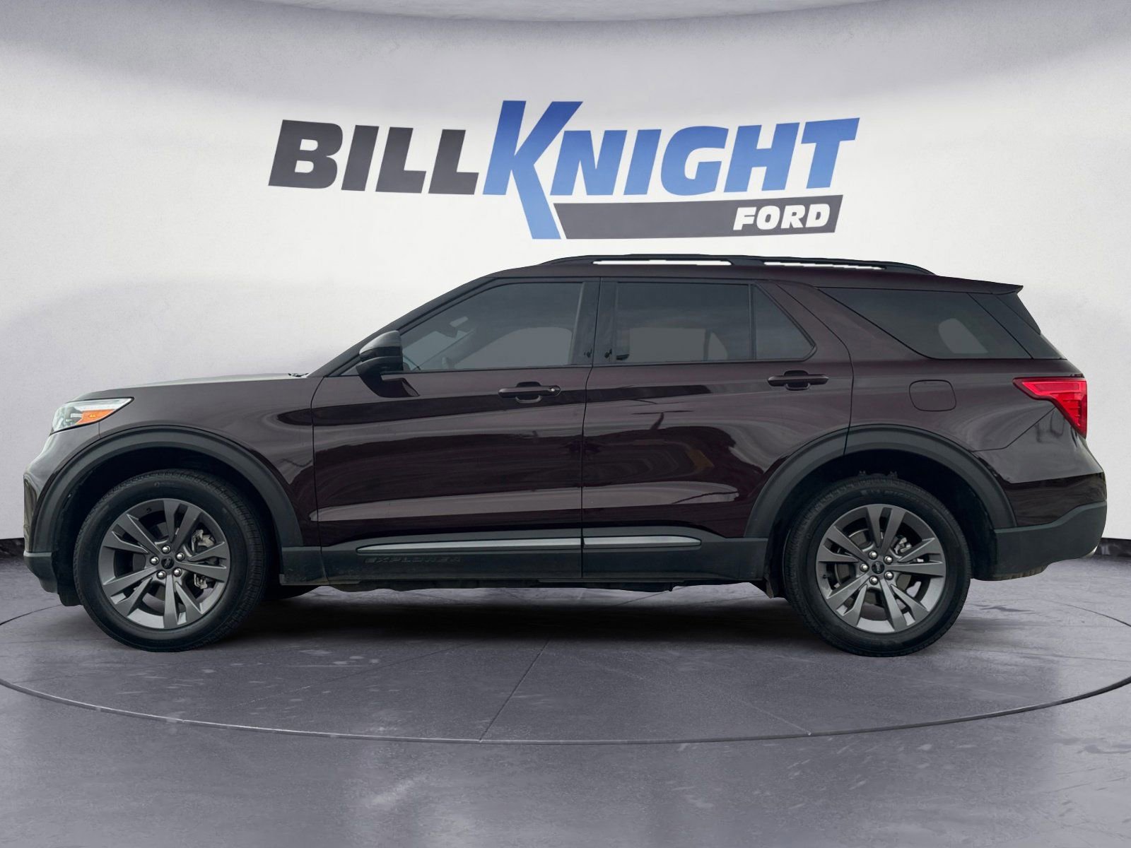 Certified 2023 Ford Explorer XLT w/ Equipment Group 202A image 2