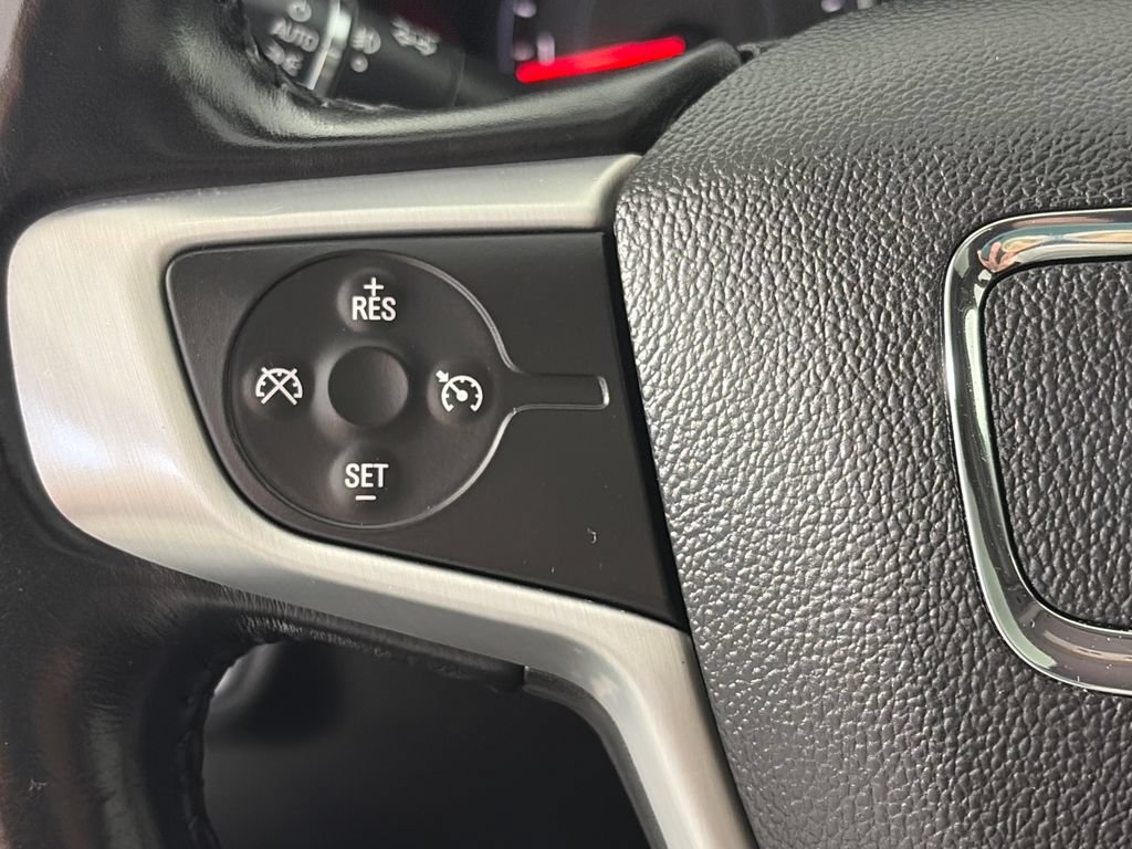 Used 2018 GMC Acadia SLT AWD/4WD image 17
