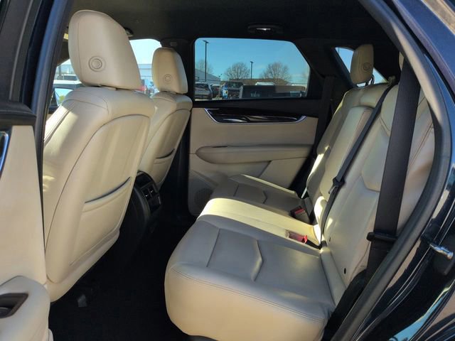 Used 2017 Cadillac XT5 FWD w/ LPO, Wheel Lock Package image 13