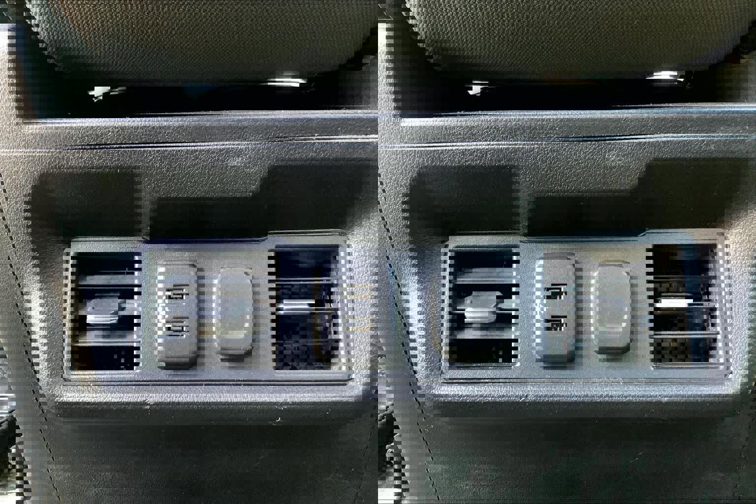 Used 2022 Chevrolet Silverado 2500 LT w/ Convenience Package image 33