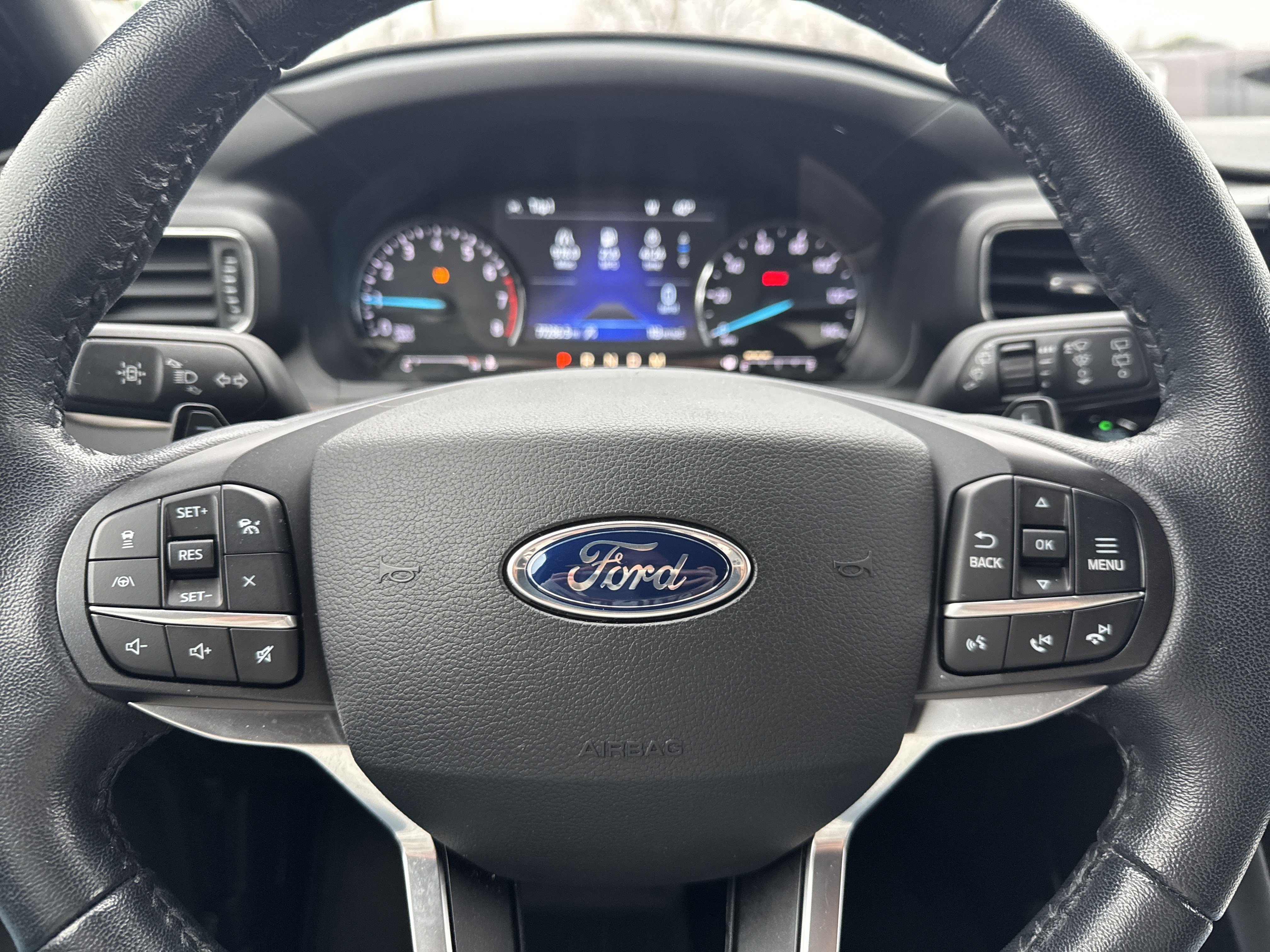 Certified 2020 Ford Explorer Limited image 16