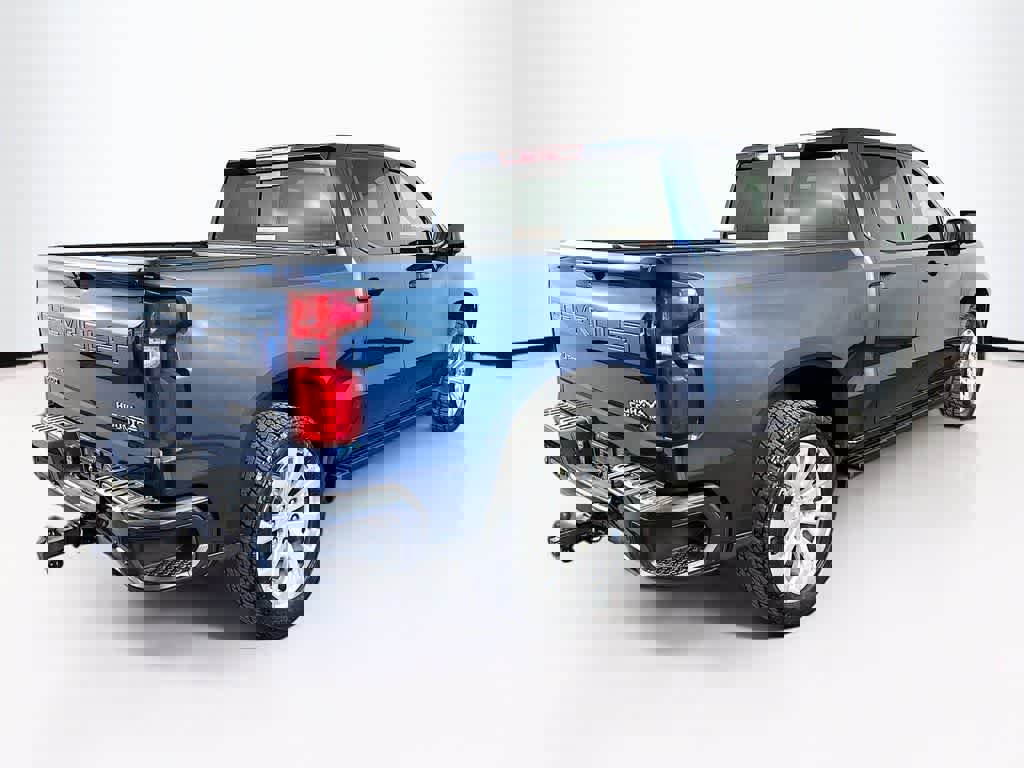 Used 2019 Chevrolet Silverado 1500 High Country w/ Technology Package image 5