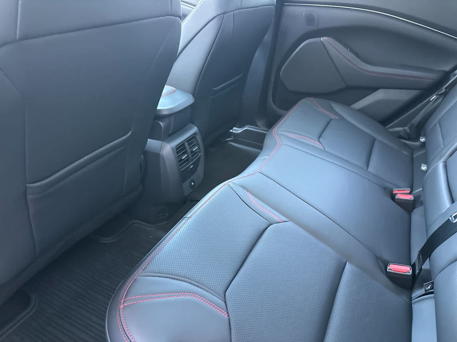Certified 2025 Ford Mustang Mach-E Premium w/ Sport Appearance Package AWD/4WD image 3