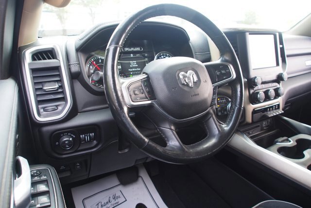 Used 2019 RAM 1500 Laramie AWD/4WD image 15