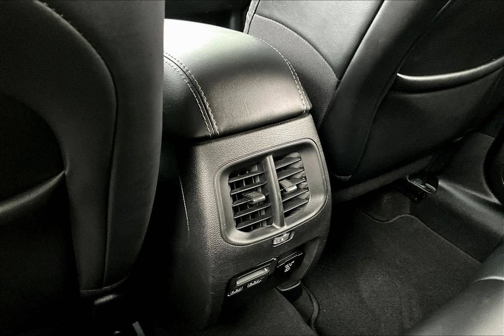 Used 2020 Jeep Cherokee Limited AWD/4WD image 11