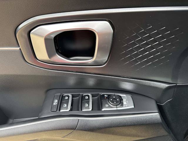 Used 2025 Kia Sorento EX w/ Panoramic Sunroof Package FWD image 22