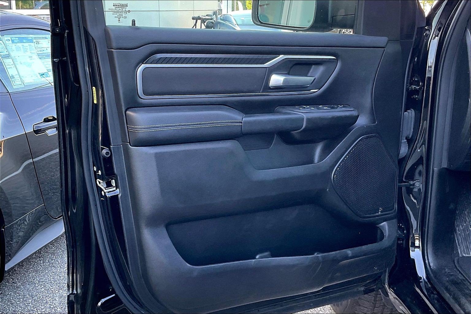 Used 2025 RAM 1500 Big Horn AWD/4WD image 21