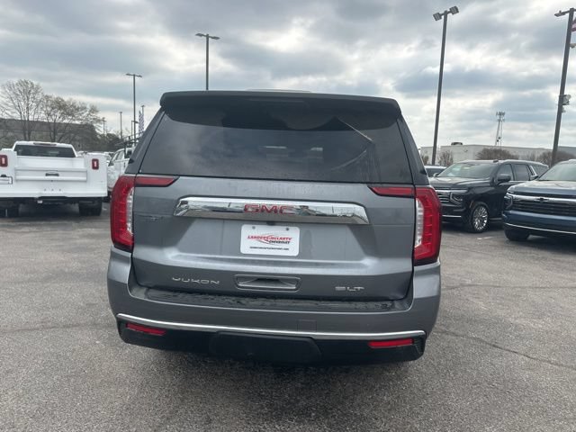 Used 2022 GMC Yukon SLT AWD/4WD image 4