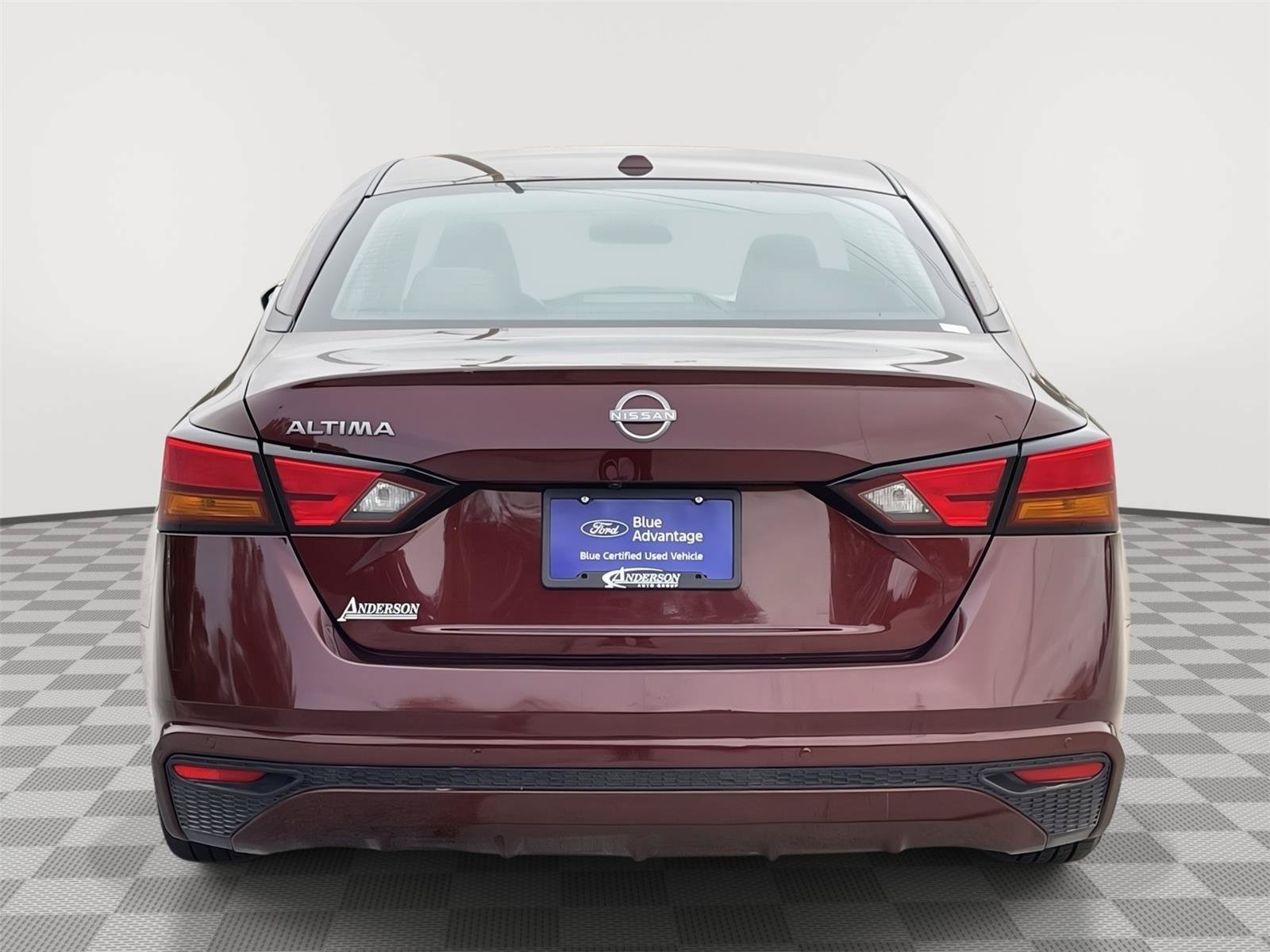 Used 2025 Nissan Altima 2.5 SV FWD image 8