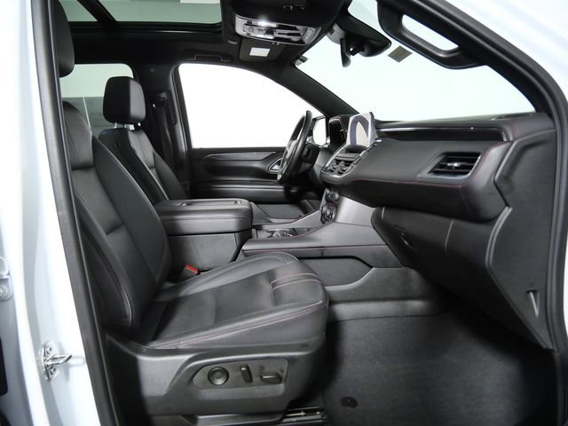 Used 2023 Chevrolet Suburban RST w/ Sport Performance Package AWD/4WD image 11