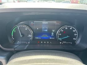 Certified 2024 Ford Maverick Lariat FWD image 10