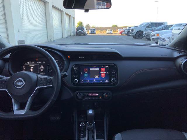 Used 2023 Nissan Kicks SR w/ SR Premium Package FWD image 15