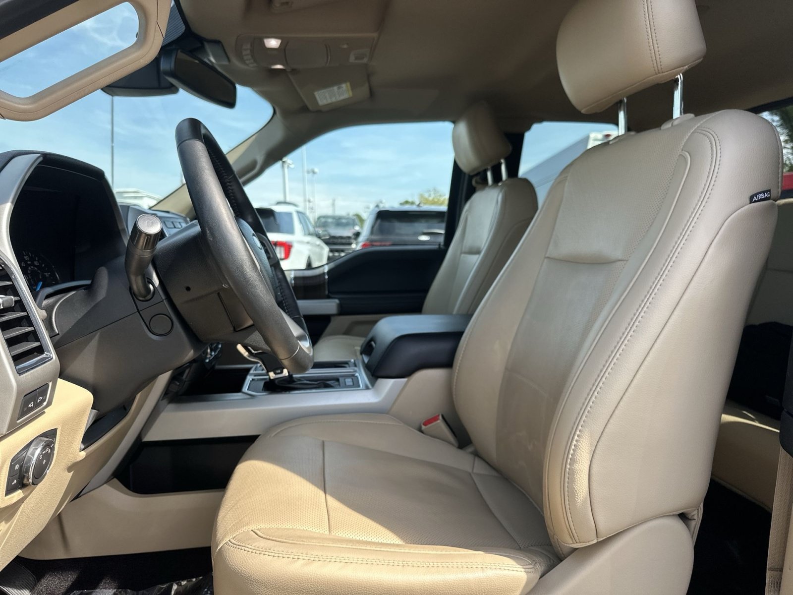 Certified 2017 Ford F150 Lariat w/ Equipment Group 502A Luxury AWD/4WD image 14