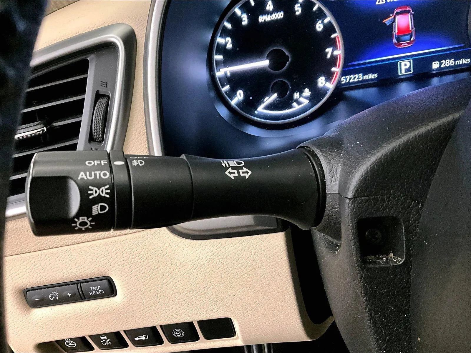 Used 2020 Nissan Murano SL w/ Cargo Package image 30