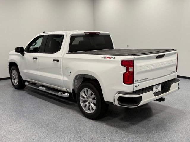 Used 2022 Chevrolet Silverado 1500 Custom w/ Safety Confidence Package AWD/4WD image 9