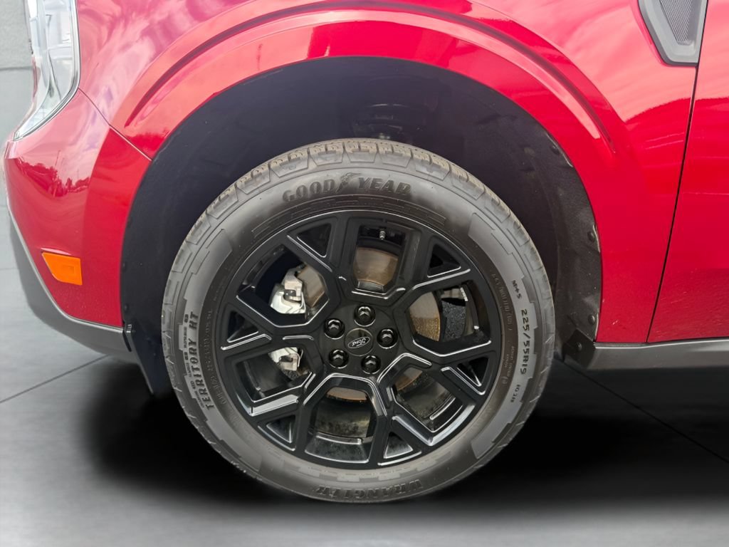 Certified 2025 Ford Maverick XLT w/ Black Appearance Package AWD/4WD image 12