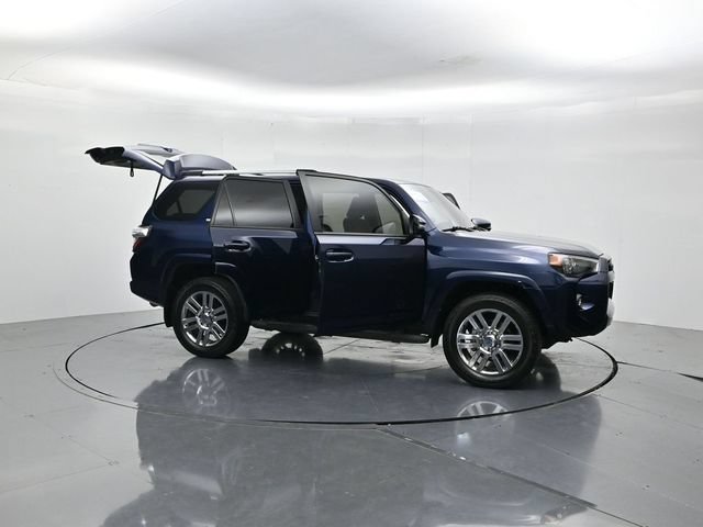 Used 2024 Toyota 4Runner SR5 Premium w/ Moonroof Package AWD/4WD image 54