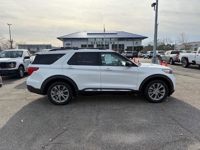 Certified 2021 Ford Explorer XLT w/ Equipment Group 202A image 6