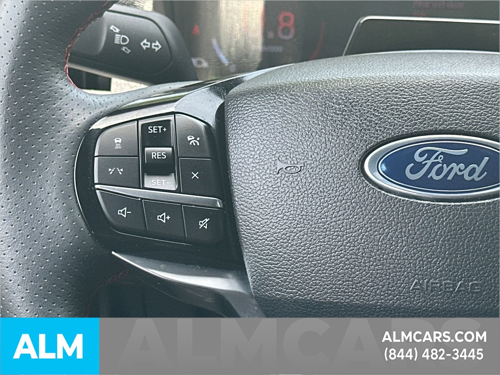 Certified 2025 Ford Explorer ST-Line w/ ST-Line Street Pack AWD/4WD image 28