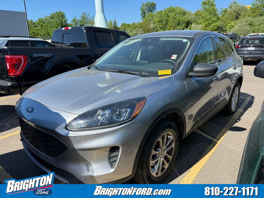 Certified 2022 Ford Escape SE w/ Convenience Package AWD/4WD image 2