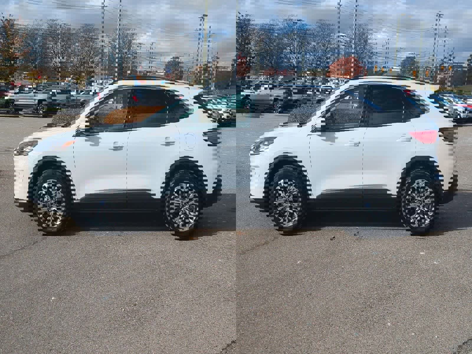 Certified 2022 Ford Escape SEL image 5