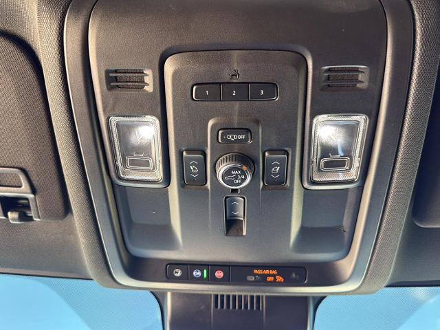 Used 2023 Chevrolet Tahoe Premier image 19