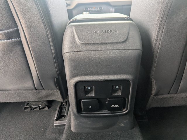 Certified 2024 Ford Bronco Wildtrak AWD/4WD image 30